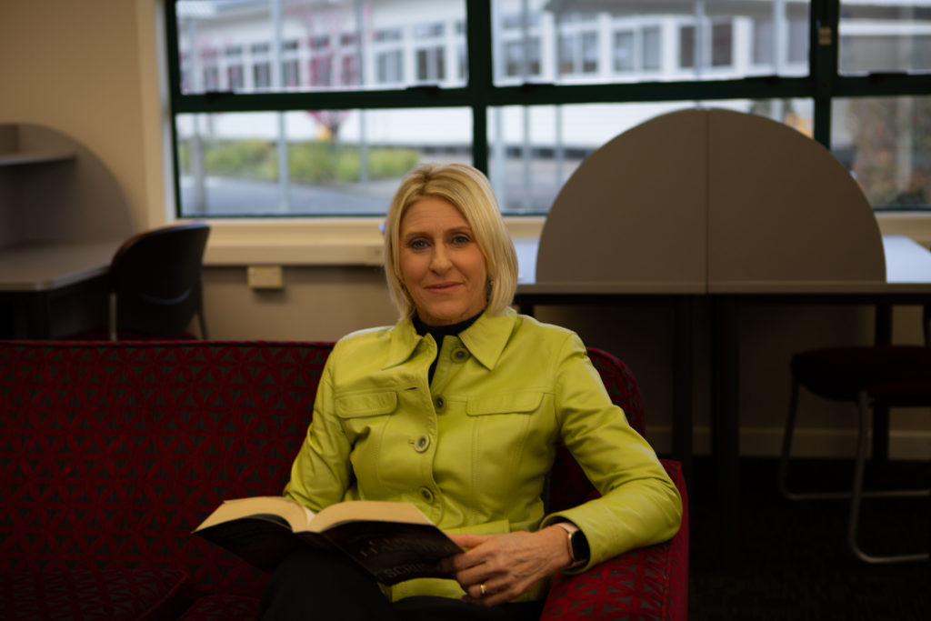 2022 Vista Term 3 Book Corner Julie Strang